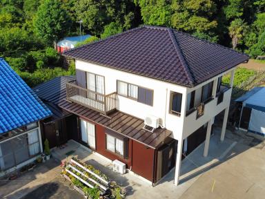 鹿嶋市で屋根漆喰補修工事・外壁リフォーム工事完成！ツートンカラーで明るく上品な仕上りに！